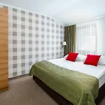 Lesny Dwor Piekarnia Mio Padre Restauracja Mamma Mia Bed & Breakfast