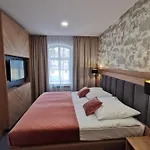 Lesny Dwor Piekarnia Mio Padre Restauracja Mamma Mia Bed & Breakfast