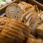 Bed & Breakfast Lesny Dwor Piekarnia Mio Padre Restauracja Mamma Mia 3*