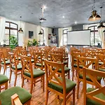 Lesny Dwor Piekarnia Mio Padre Restauracja Mamma Mia Bed & Breakfast 3*