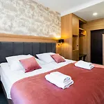 Bed & Breakfast Lesny Dwor Piekarnia Mio Padre Restauracja Mamma Mia