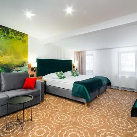 Lesny Dwor Piekarnia Mio Padre Restauracja Mamma Mia 3* カルパッチ