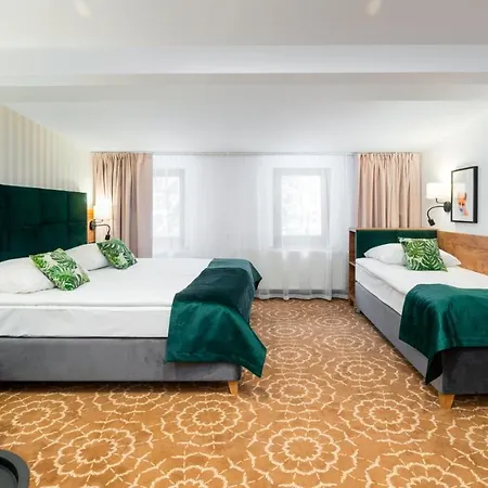 Bed & Breakfast Lesny Dwor Piekarnia Mio Padre Restauracja Mamma Mia