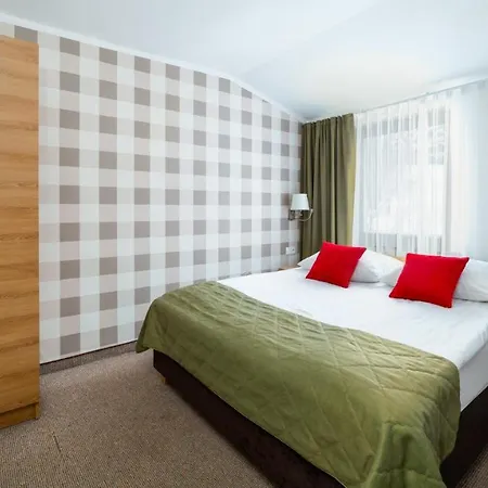 Lesny Dwor Piekarnia Mio Padre Restauracja Mamma Mia Bed & Breakfast