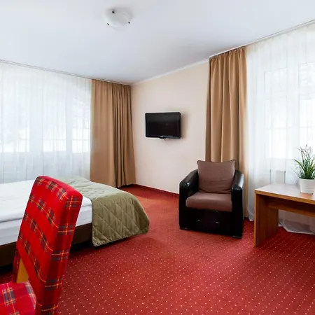 Lesny Dwor Bed & Breakfast *