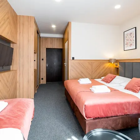 Lesny Dwor Karpacz Piekarnia Mio Padre Restauracja Mamma Mia Karpacz