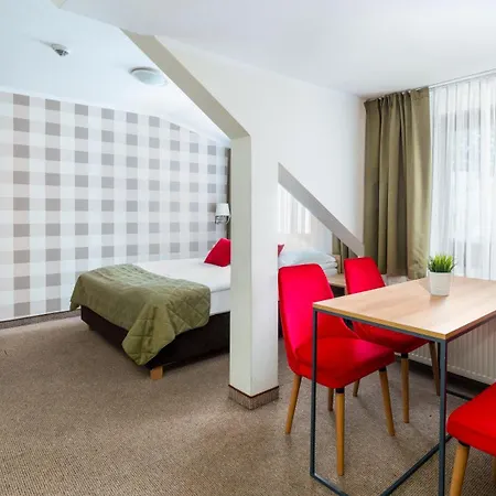 Lesny Dwor Karpacz Piekarnia Mio Padre Restauracja Mamma Mia Bed & Breakfast Karpacz