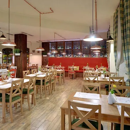 Lesny Dwor Karpacz Piekarnia Mio Padre Restauracja Mamma Mia Frühstückspension