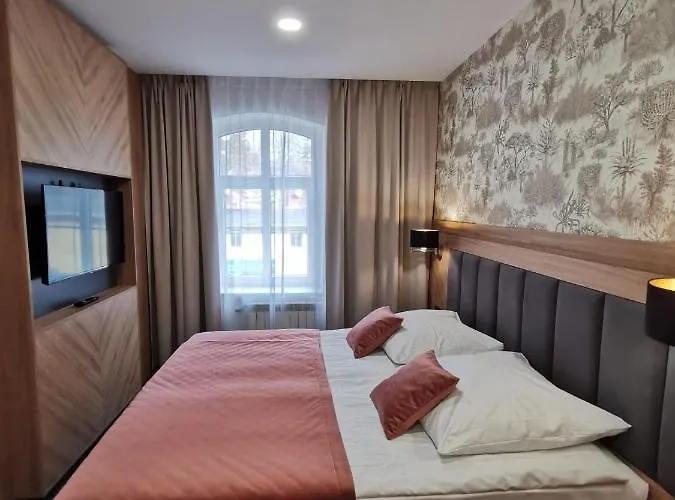 Lesny Dwor Piekarnia Mio Padre Restauracja Mamma Mia Bed & Breakfast