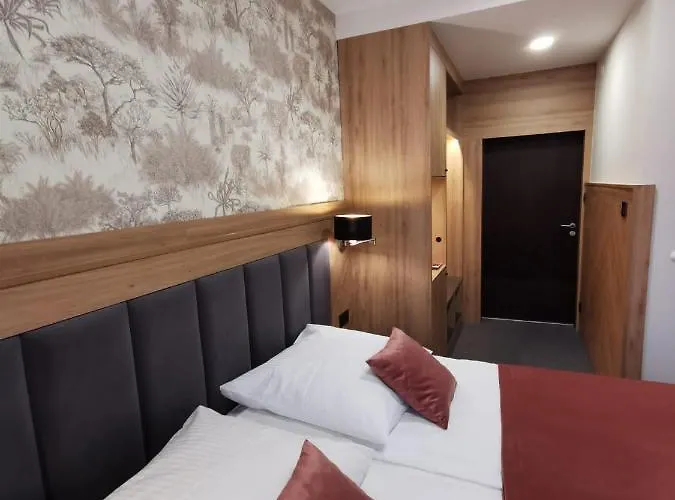 Lesny Dwor Karpacz Piekarnia Mio Padre Restauracja Mamma Mia Bed & Breakfast Karpacz