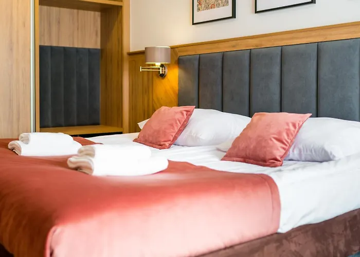 Lesny Dwor Karpacz Piekarnia Mio Padre Restauracja Mamma Mia Karpacz